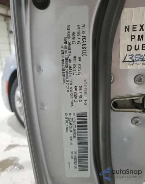 2018 Chrysler 300 Limited из США, поврежденный, VIN 2C3CCAEG3JH140299